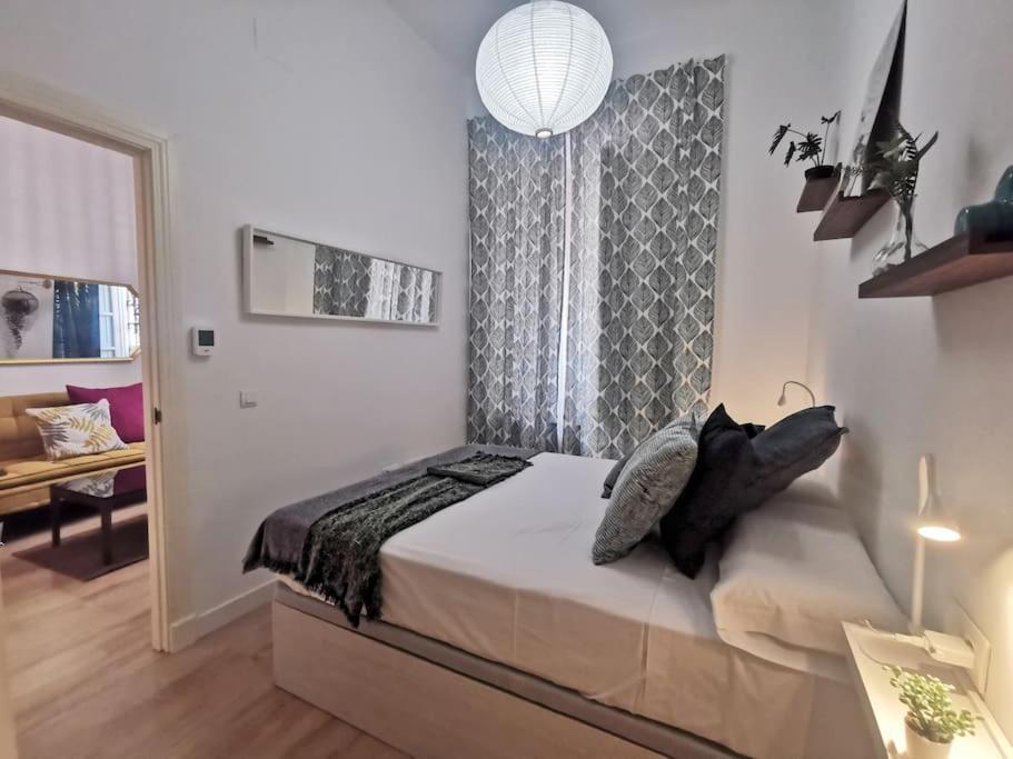Apartamento A 2 Minutos De Plaza La Merced, Malaga Zewnętrze zdjęcie
